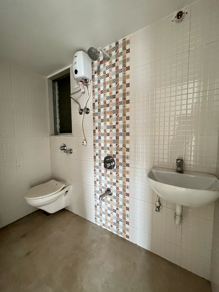 Bathroom, pnk-imperial-heights-mumbai 2 Bedroom 534 Sq.Ft. Apartment In Gaurav Galaxy Thane 8559650