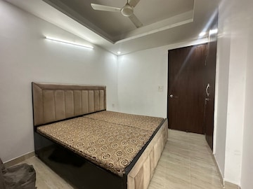 Bedroom in 1 BHK Builder Floor at Saket – for Rent