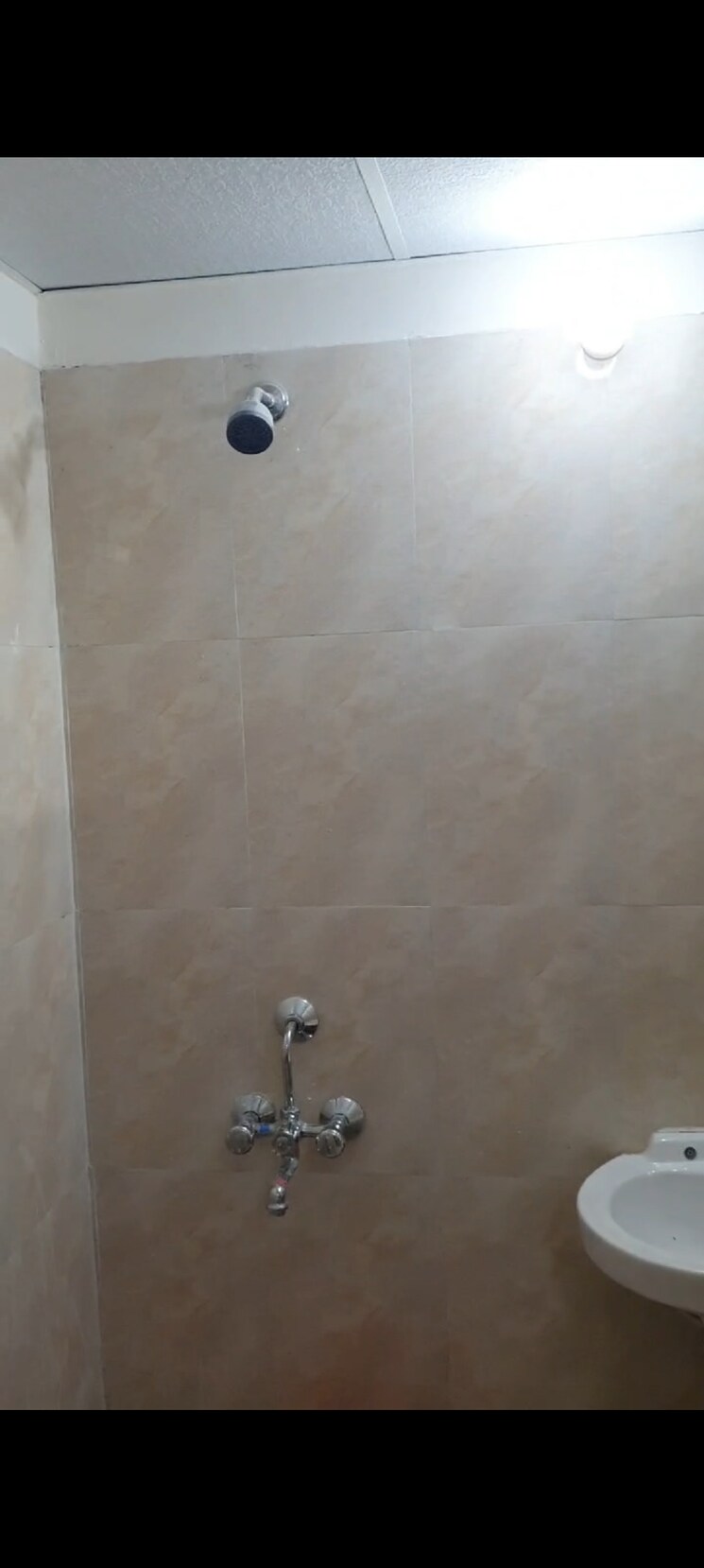 Bathroom, avl-36-gurgaon 1 Bedroom 406 Sq.Ft. Apartment In Sector 36 Gurgaon 8559707