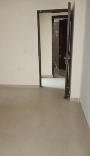Room in 3 BHK Apartment at Amrapali Zodiac, Sector 120 – for Sale