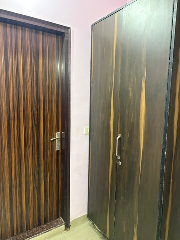 Furnished Amenities in  Pg at Sector 27 – for Rent