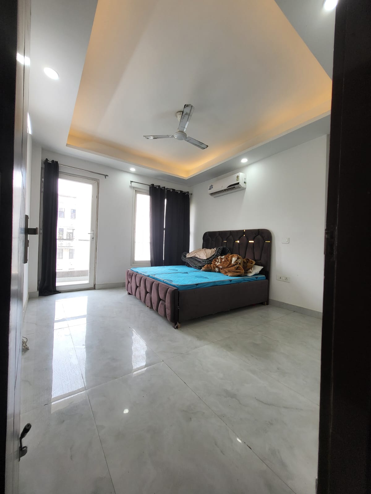 1 BHK + Servant Room Builder Floor For Rent in Builder Floor 