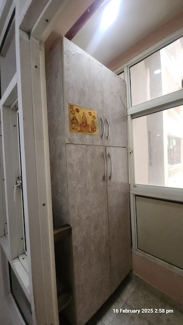 Bathroom in 3 BHK Apartment at Supertech Cape Town, Sector 74 – for Rent