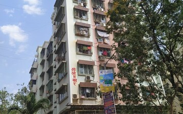 2 BHK Apartment For Rent in Gorai Shree Omkar CHS, Borivali West