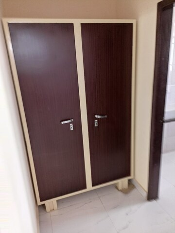 Furnished Amenities in 1 RK Builder Floor at SS Southend Floors, South City 2 – for Rent