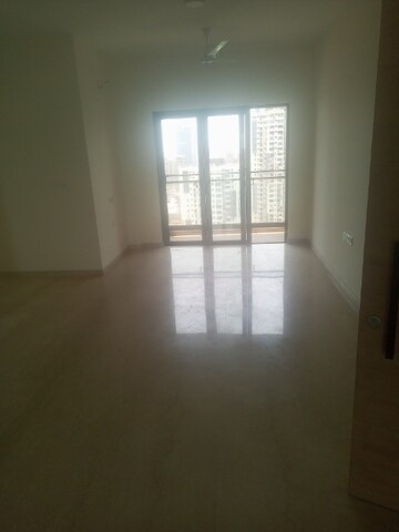 3 BHK Apartment For Rent in Lodha Vista, Lower Parel