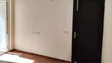 Room in 3 BHK Apartment at Signature Global Park, Sohna Sector 33 – for Sale