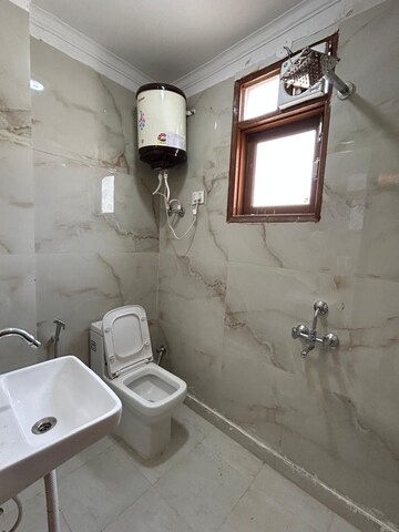 Bathroom in 1 BHK Builder Floor at Saket – for Rent