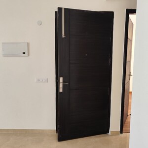 Furnished Amenities in 4 BHK Apartment at Signature Global Park, Sohna Sector 33 – for Sale