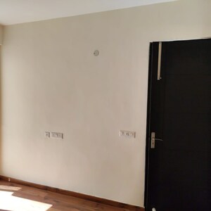 Room in 4 BHK Apartment at Signature Global Park, Sohna Sector 33 – for Sale