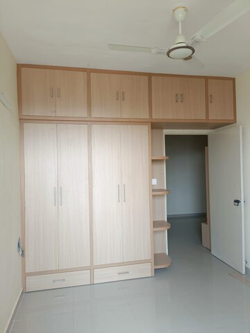 2 BHK Apartment For Rent in Pyramid Elite, Sector 86