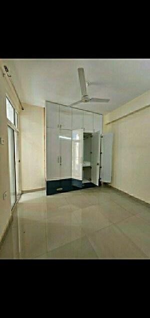 Room in 2 BHK Apartment at Gaurs Cascades, Raj Nagar Extension – for Sale
