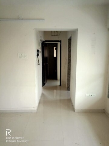 Room in 2 BHK Apartment at Chhagan Mahal, Ghatkopar East – for Rent