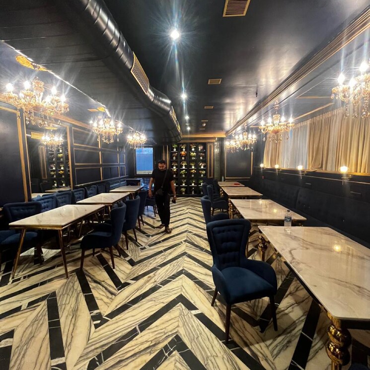 Gym, juhu Commercial Shop 2700 Sq.Ft. In Juhu Mumbai 8560228