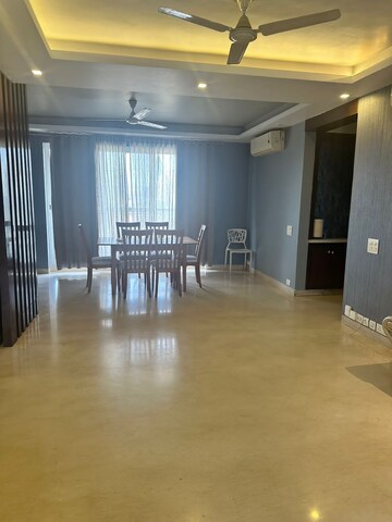 Room in 2 BHK Builder Floor at Sector 46 – for Rent