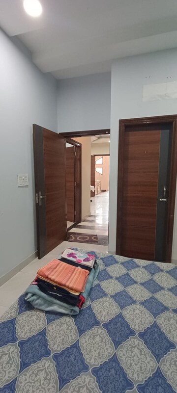 Room in 4 BHK Independent House at Medical Enclave – for Sale