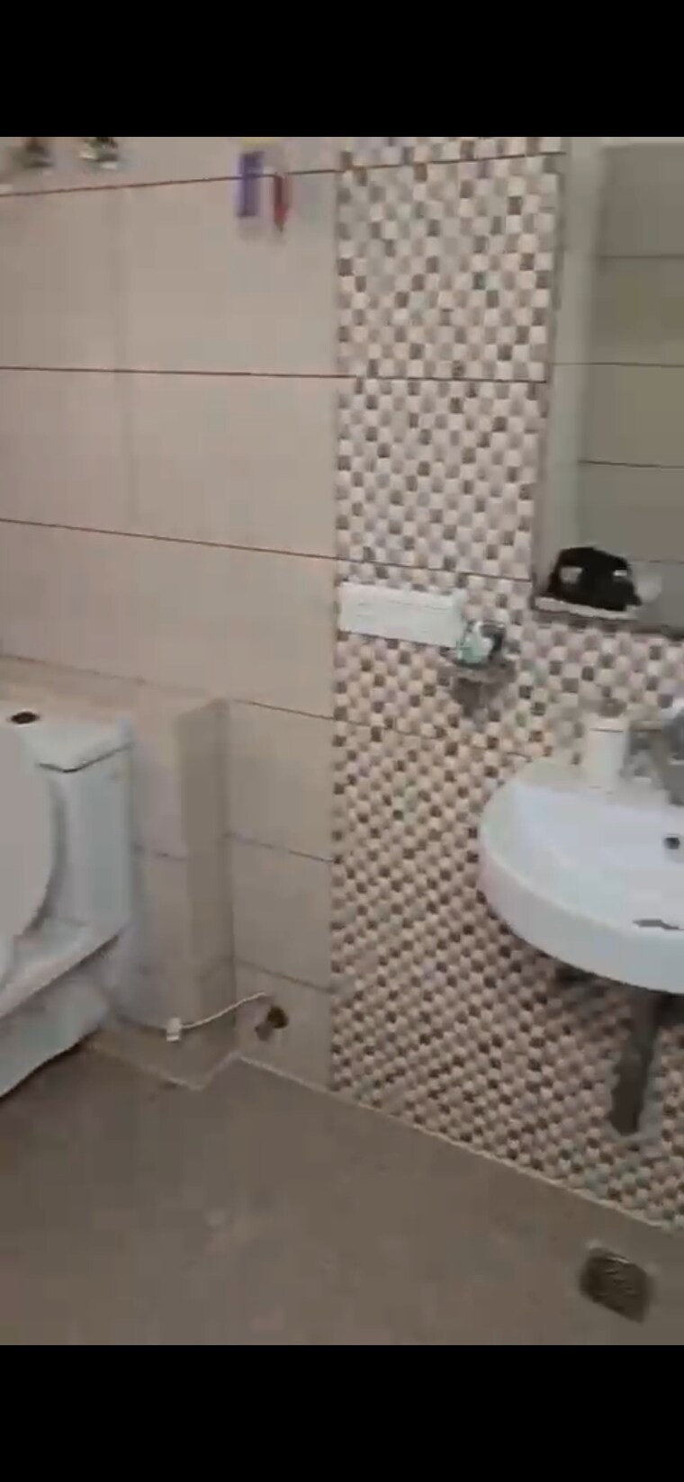 Attached Bathroom, omaxe-heights 6 Bedroom 4430 Sq.Ft. Penthouse In Sector 86 Faridabad 8560407