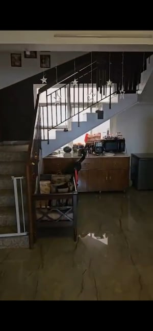 Room in 6 BHK Penthouse at Omaxe Heights, Sector 86 – for Sale