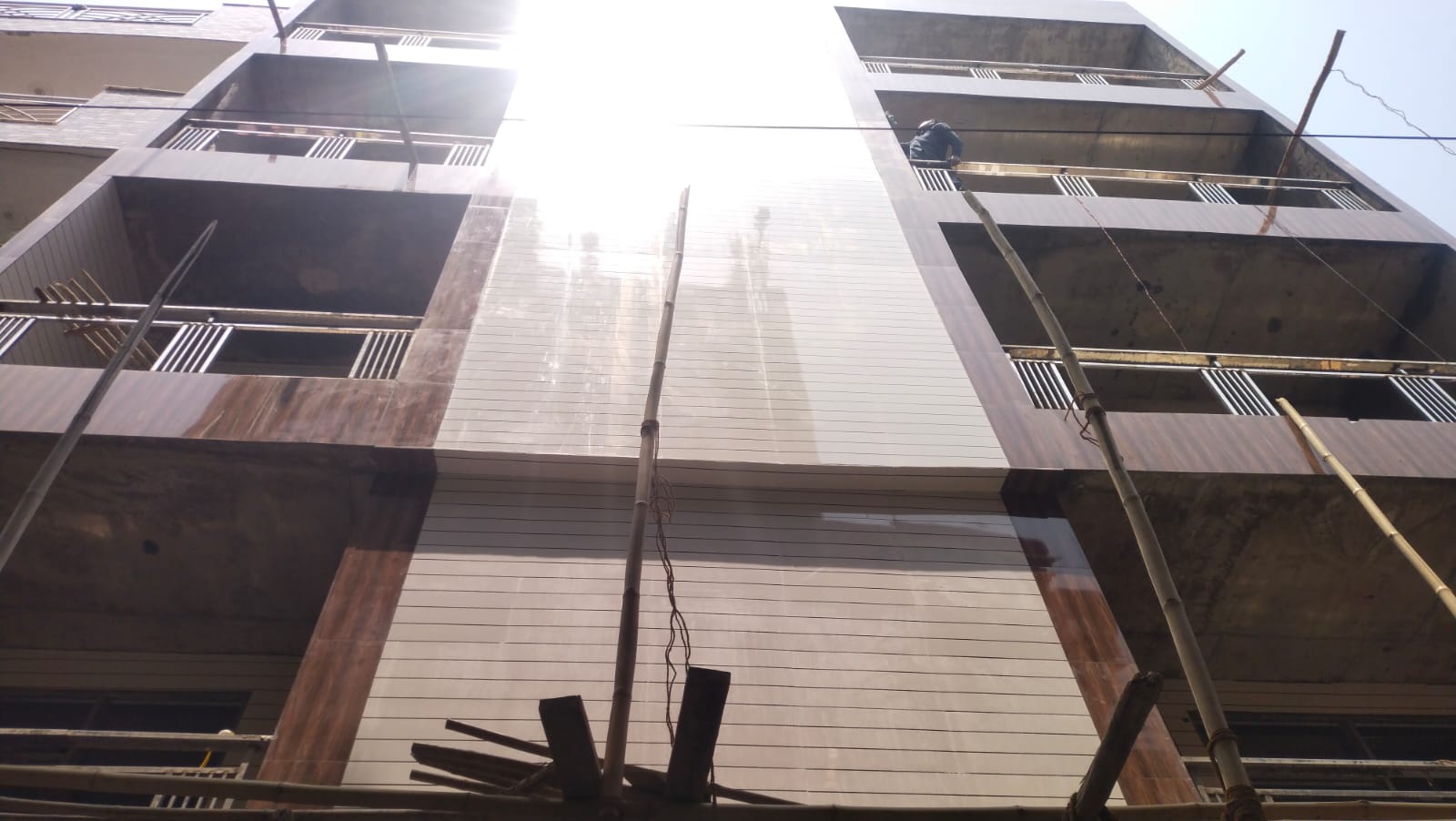 2 BHK Builder Floor For Sale in Shiv Ganga And Uttarakhan