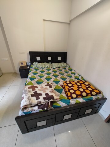 Bedroom in 1 BHK Apartment at Kamgar Putala Vasahat – for Rent