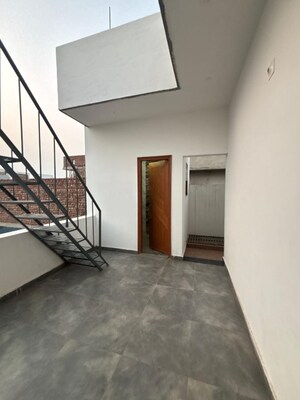 Room in 4 BHK Independent House at Sunny Enclave – for Sale