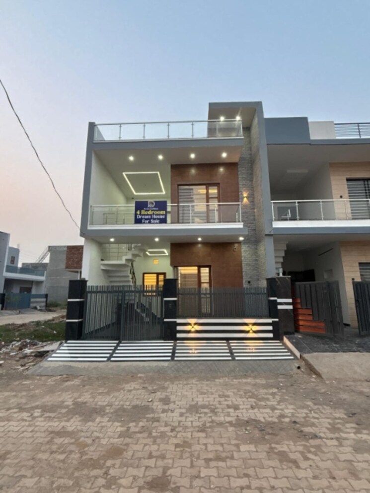 Exterior View, sunny enclave 4 Bedroom 107 Sq.Yd. Independent House In Sunny Enclave Mohali 8560418