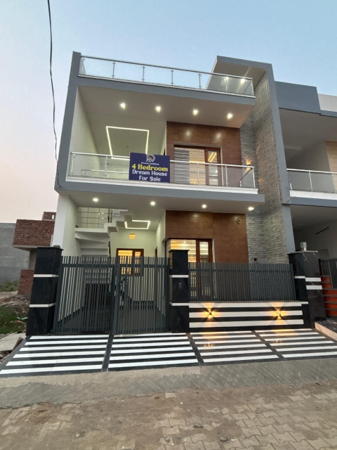4 BHK Independent House For Sale in Sunny Enclave 124.Sec..