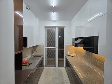 3 BHK Apartment For Rent in Omaxe Royal Residency Faridabad, Sector 79