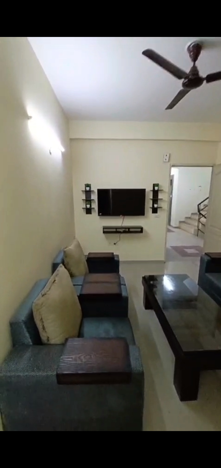 2 BHK Apartment For Rent in Pyramid Urban Homes 2