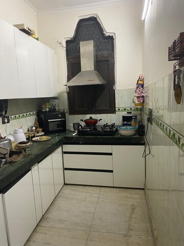 Kitchen in 2.5 BHK Builder Floor at Ashok Nagar – for Rent