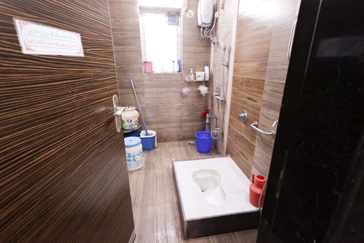 Bathroom, pride-presidency-luxuria 2.5 Bedroom 1200 Sq.Ft. Apartment In Ghodbunder Road Thane 8560434