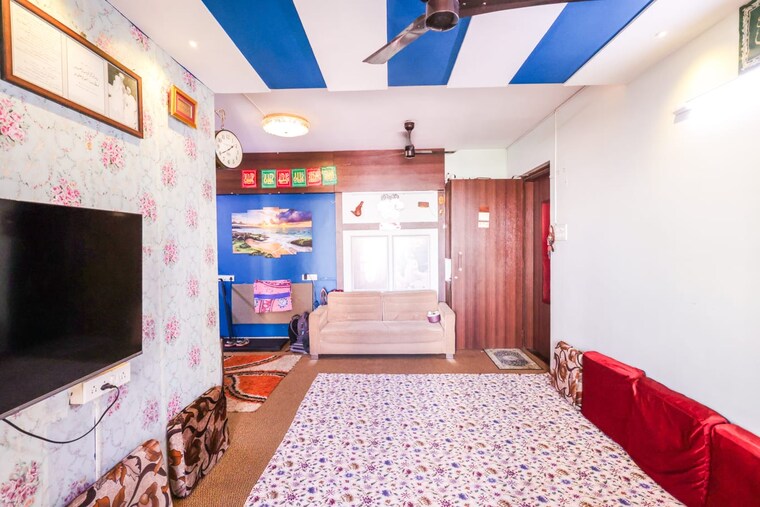 Living Room, pride-presidency-luxuria 2.5 Bedroom 1200 Sq.Ft. Apartment In Ghodbunder Road Thane 8560434