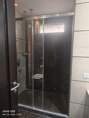 Bathroom in 3 BHK Apartment at Bestech Park View Spa, Sector 47 – for Rent