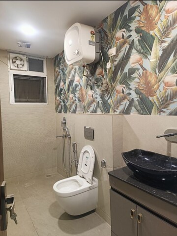Master Bedroom in 4 BHK Builder Floor at Malviya Nagar – for Rent