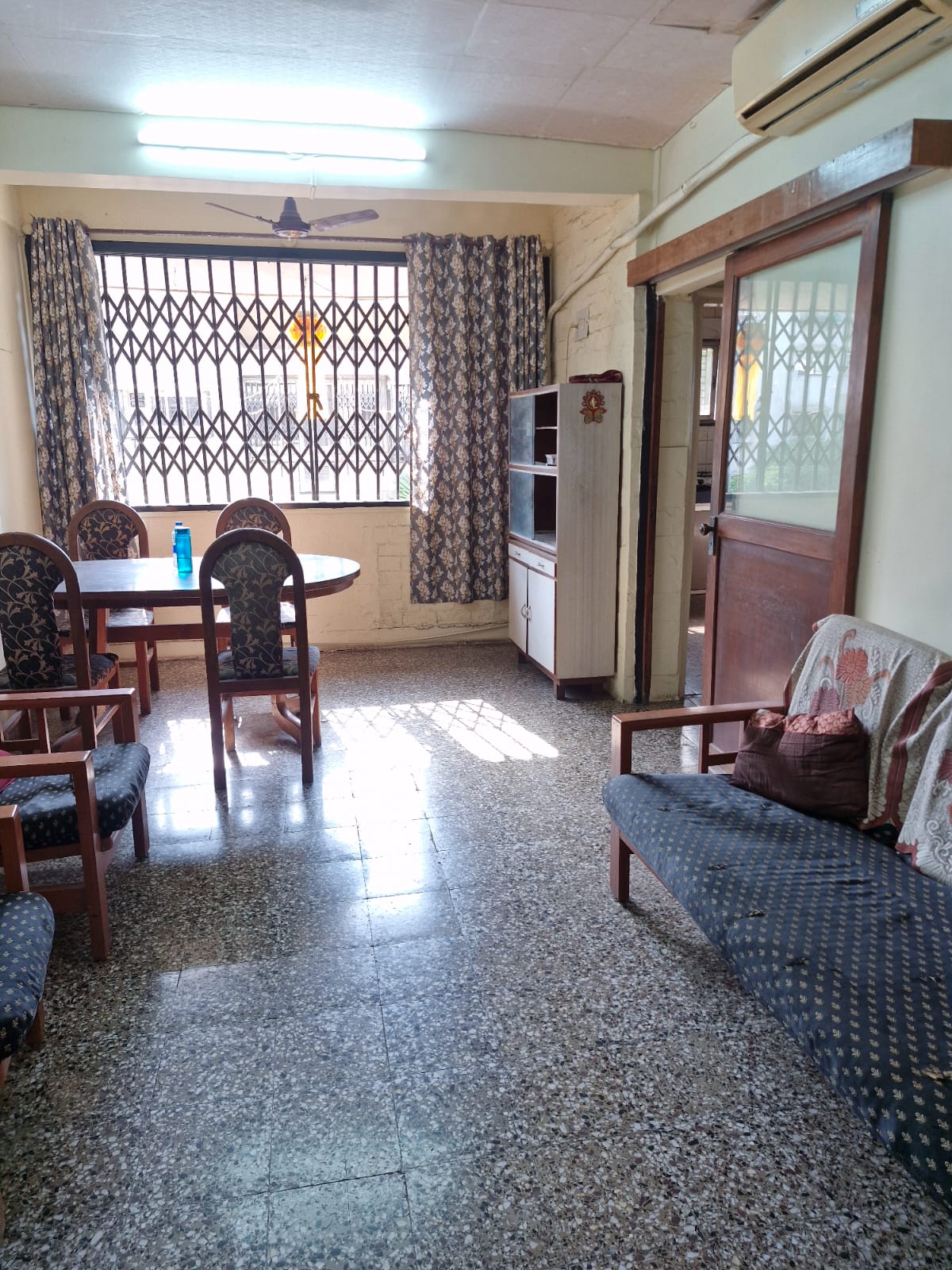 2 BHK Apartment For Rent in Yashodhan Apartments Andheri