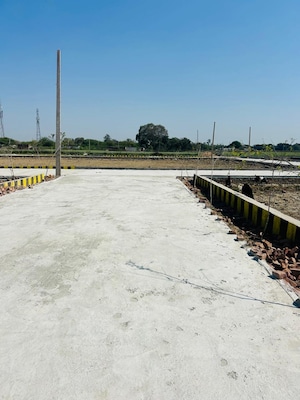 Plot Area in  Plot at Gosainganj – for Sale