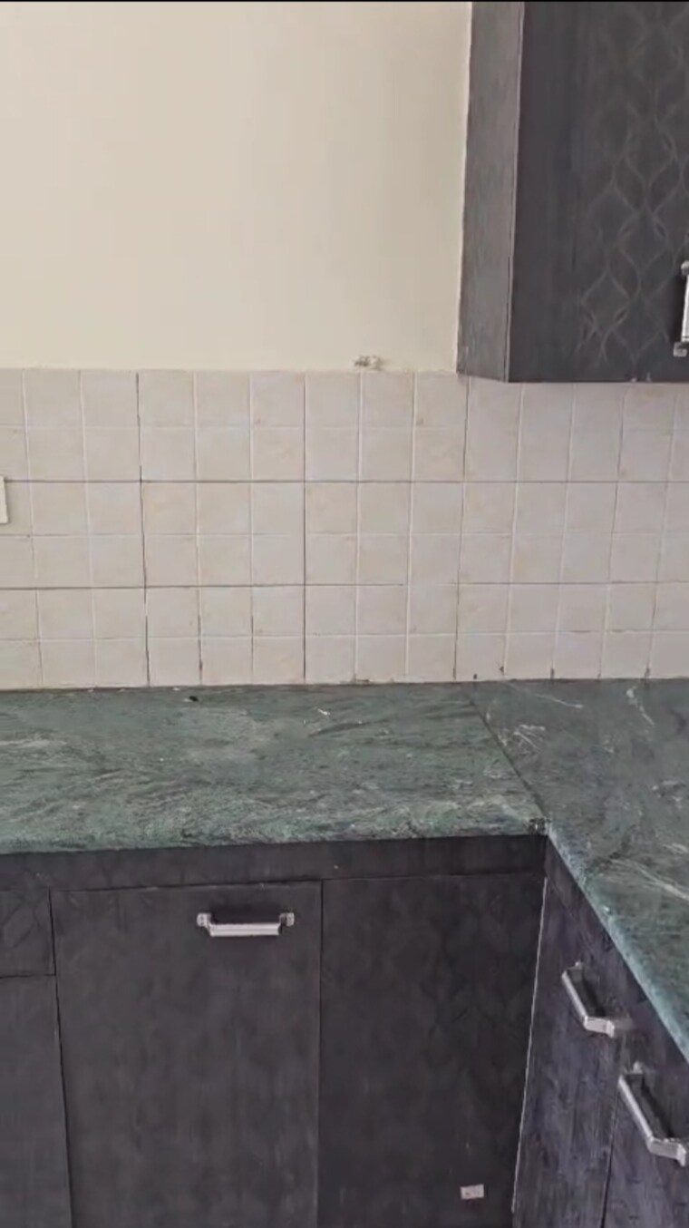 Bathroom, bptp-princess-park 2 Bedroom 795 Sq.Ft. Apartment In Sector 86 Faridabad 8560518