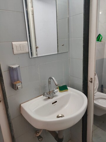 Bathroom in 1 BHK Apartment at Sector 14 Dwarka – for Rent