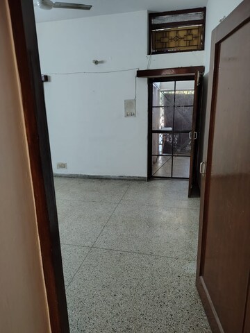 Building Lobby in 2 BHK Builder Floor at Sector 15 – for Rent