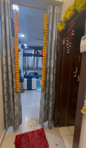 Building Lobby in 3 BHK Apartment at Mahagun Estates, Gt Road – for Sale