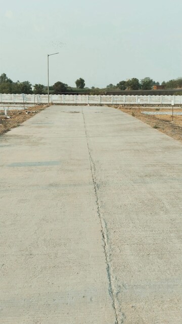 Plot Area in  Plot at Uruli Kanchan – for Sale