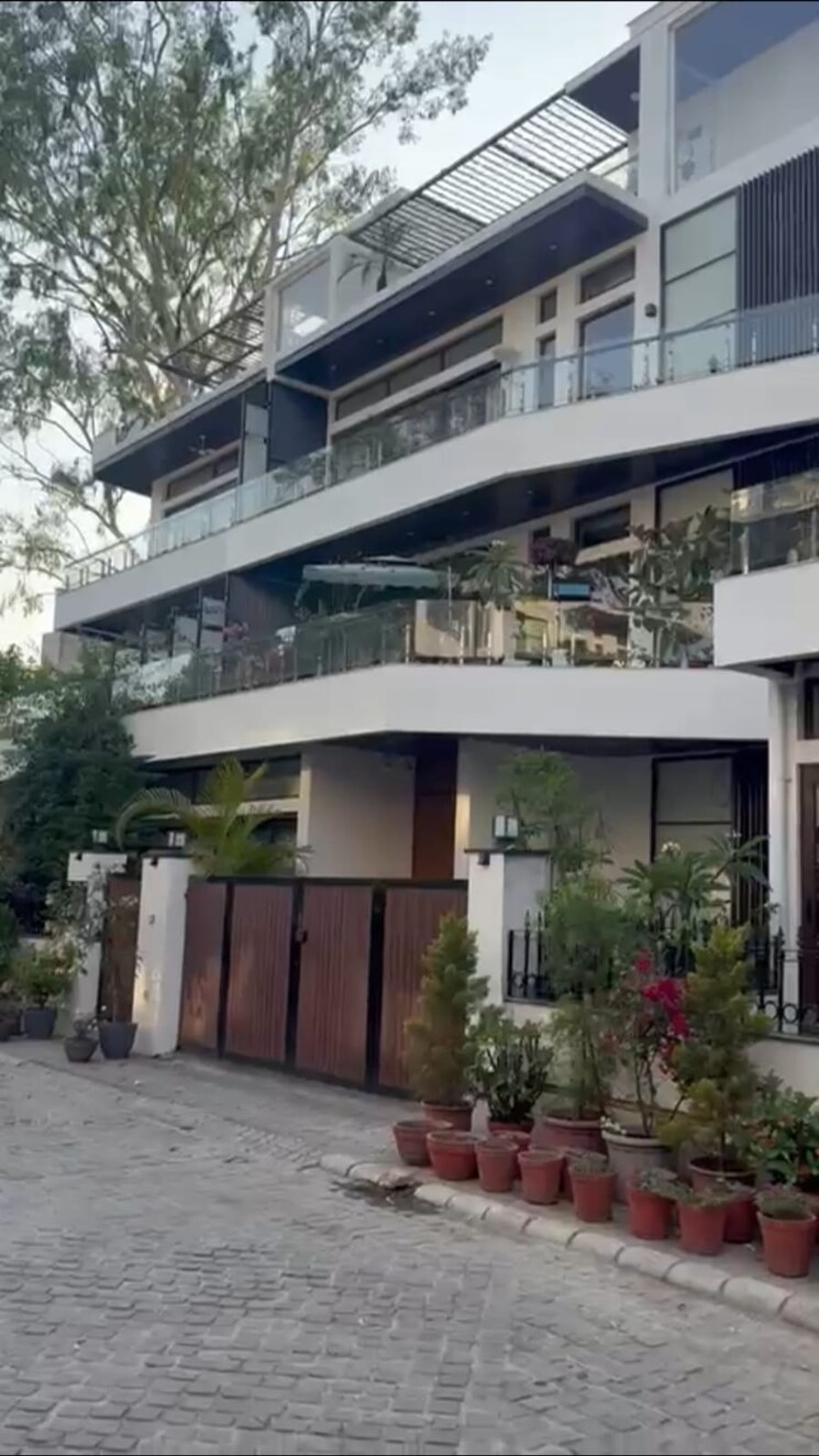 Exterior View, hathibarkala estate 5 Bedroom 280 Sq.Yd. Villa In Hathibarkala Estate Dehradun 8560658