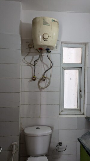 Bathroom in 2 BHK Apartment at BPTP Princess Park, Sector 86 – for Sale