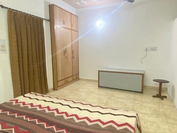 Bedroom in 2 BHK Builder Floor at Sector 22 – for Rent