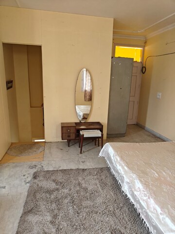 2 BHK Builder Floor For Rent in Sector 21