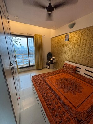 Bedroom in 2.5 BHK Apartment at Breeze Park, Kopar Khairane – for Sale