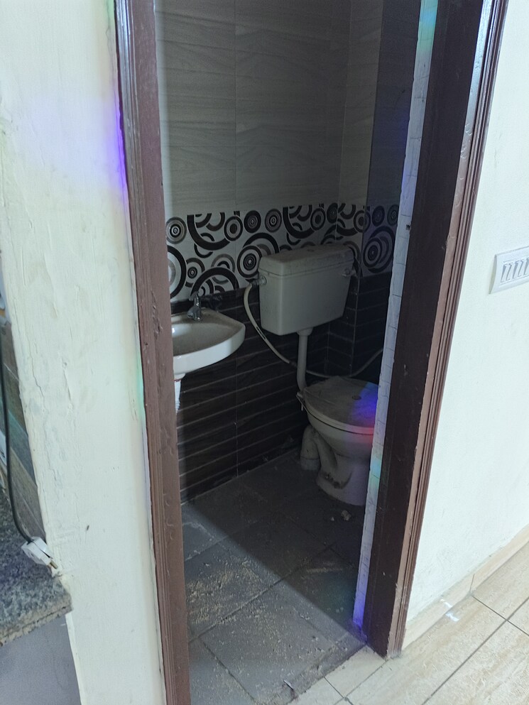 Balcony, sector 110 3 Bedroom 900 Sq.Ft. Builder Floor In Sector 110 Gurgaon 8560803