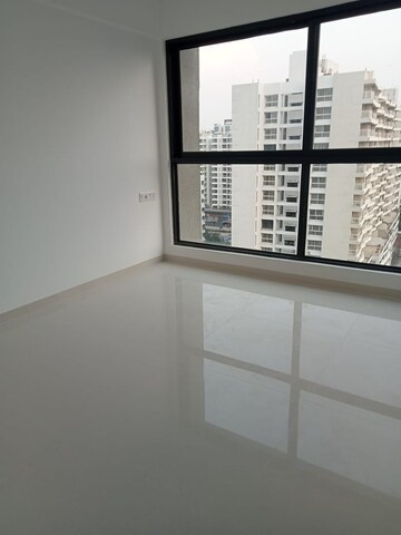 Room in 3 BHK Apartment at Mantra Monarch, Balewadi – for Rent