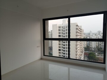 Room in 3 BHK Apartment at Mantra Monarch, Balewadi – for Rent