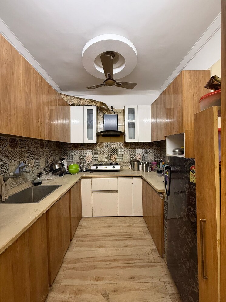 Kitchen, ss-southend-floors 2 Bedroom 1000 Sq.Ft. Builder Floor In South City 2 Gurgaon 8560804